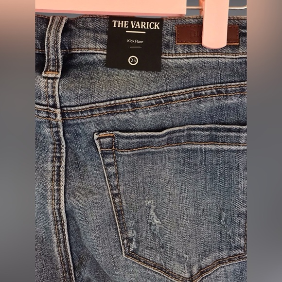 NWT BLANKNYC Denim Varick High Waist Cropped Jeans sz 25 distressed stylish - Picture 4 of 6